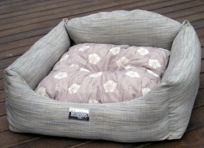 Cama Bologna